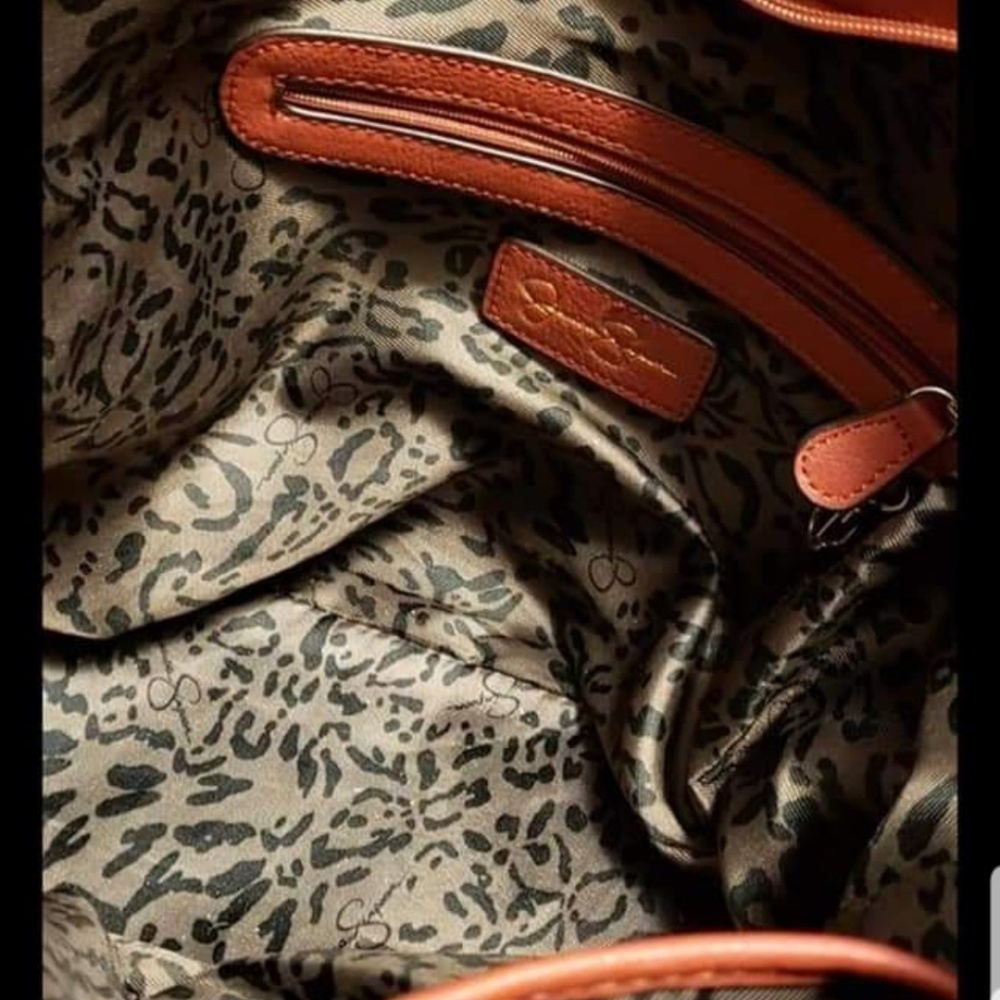 Purse - Picture 2 of 3